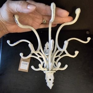 Cast iron wall hanger